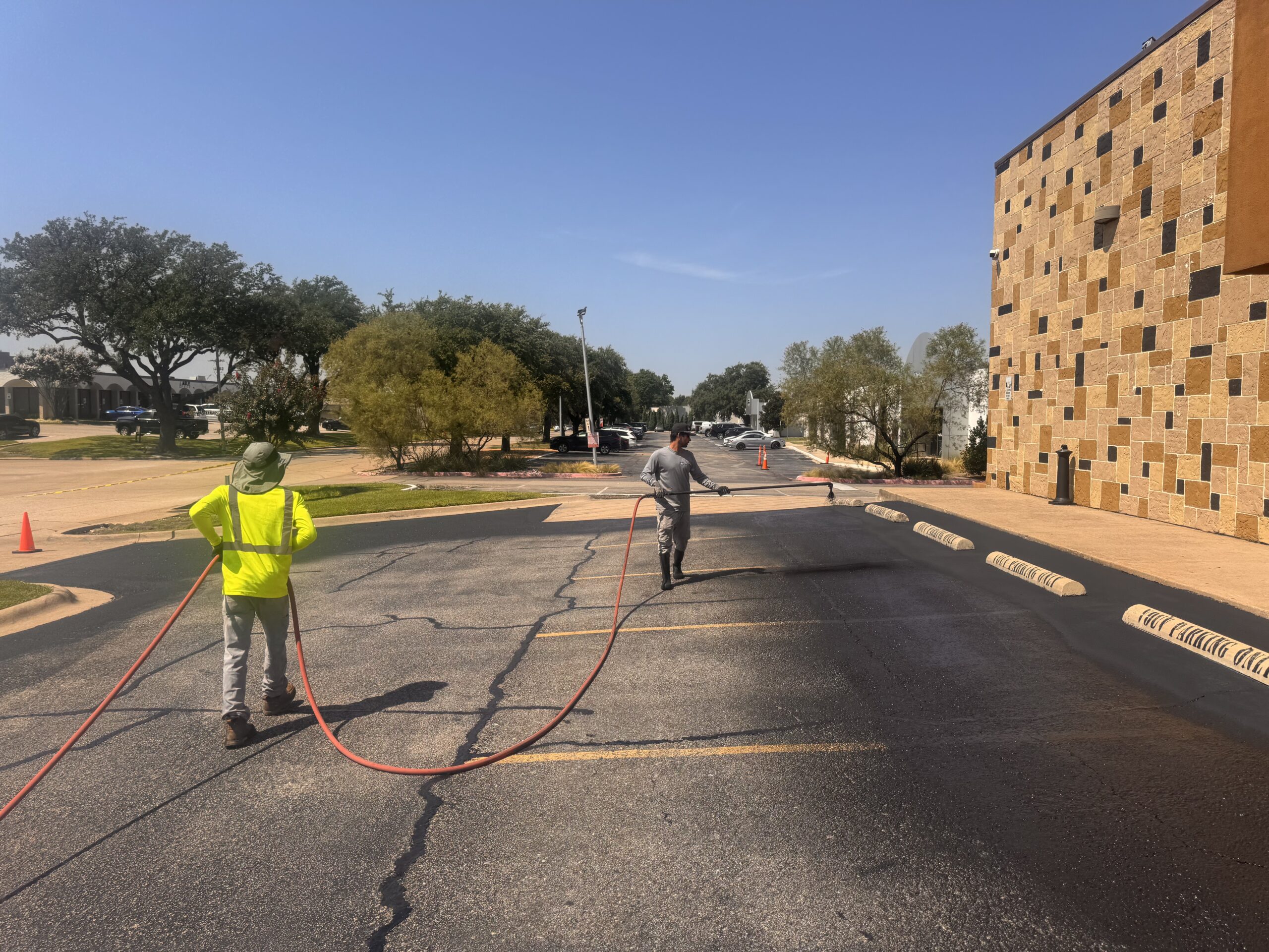 Asphalt sealcoating near me-K5 Services Company